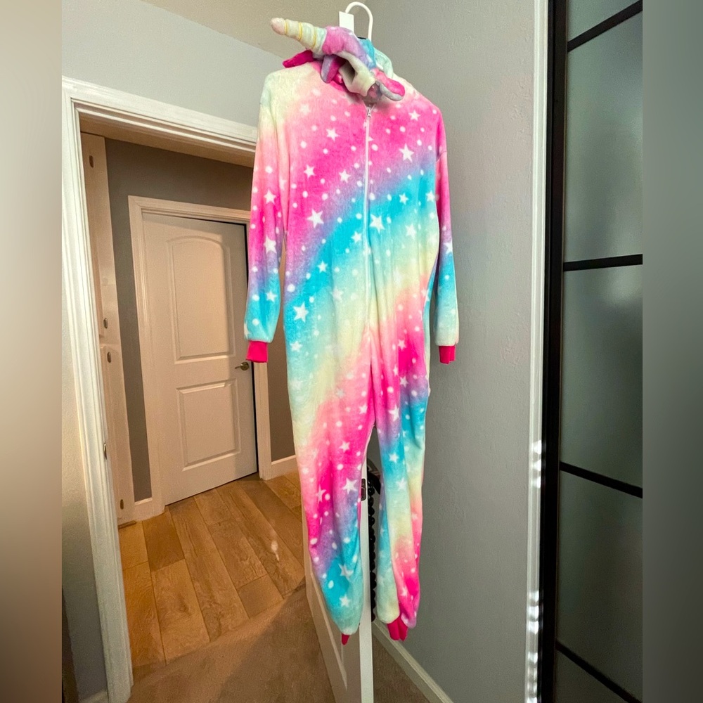 Adult Unicorn Onesie w/stars, size S